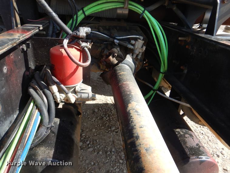 image for item DI0490 2007 International 5600i  truck cab and chassis