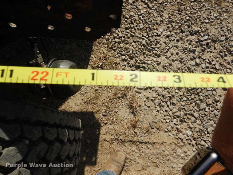 image for item DI0490 2007 International 5600i  truck cab and chassis