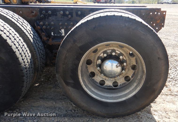 image for item DI0490 2007 International 5600i  truck cab and chassis