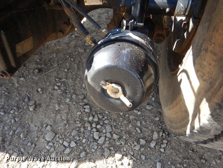 image for item DI0490 2007 International 5600i  truck cab and chassis