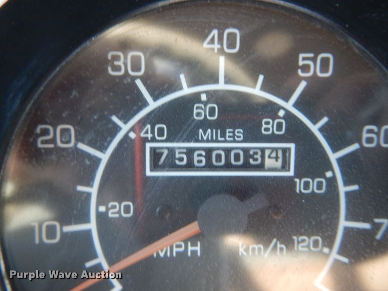 image for item DI1005 1999 Kenworth T800  semi truck