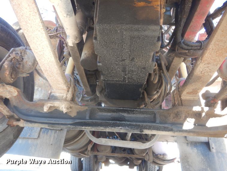 image for item DI1005 1999 Kenworth T800  semi truck