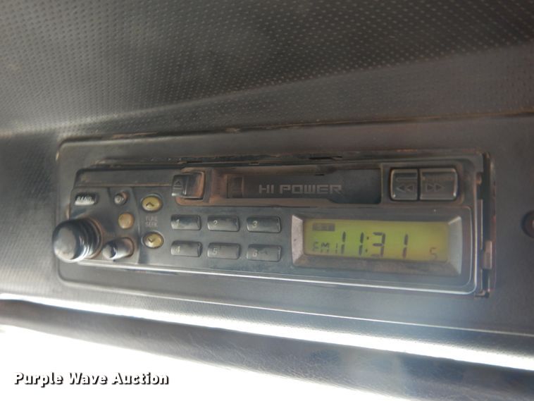 image for item DI1013 1999 Mack CH613  semi truck