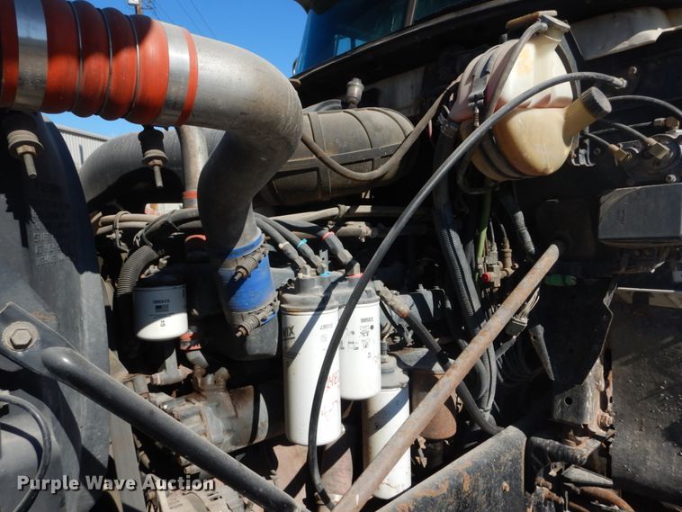 image for item DI1013 1999 Mack CH613  semi truck