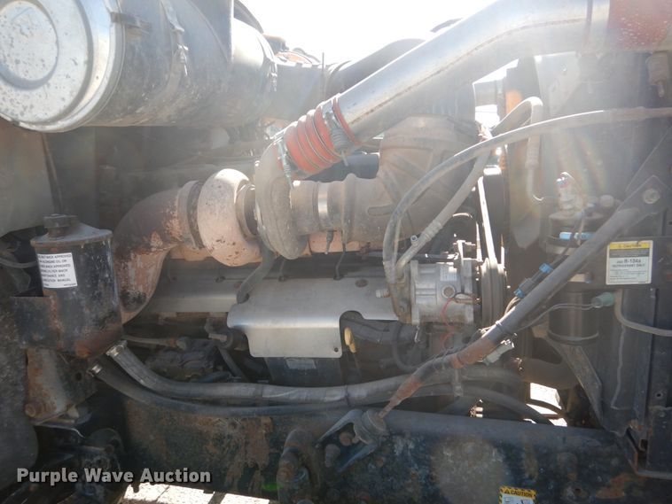 image for item DI1013 1999 Mack CH613  semi truck