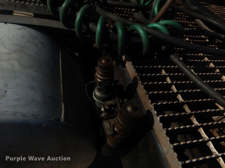 image for item DI1013 1999 Mack CH613  semi truck