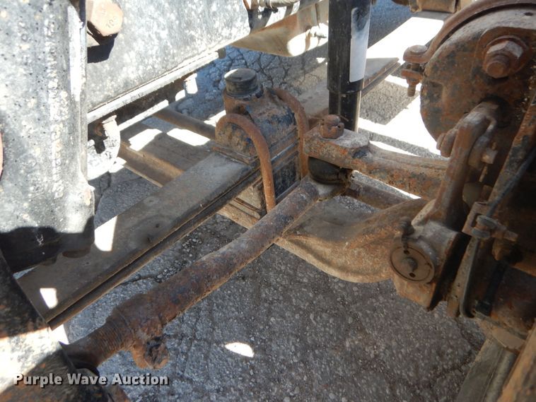 image for item DI1013 1999 Mack CH613  semi truck