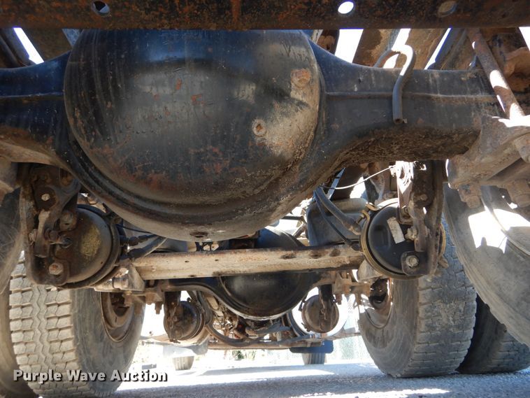 image for item DI1013 1999 Mack CH613  semi truck