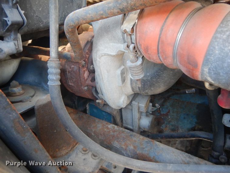 image for item DI1053 2006 International 4400  box truck