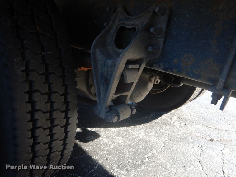 image for item DI1053 2006 International 4400  box truck