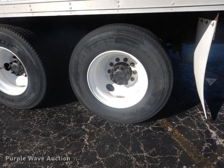 image for item DI1053 2006 International 4400  box truck