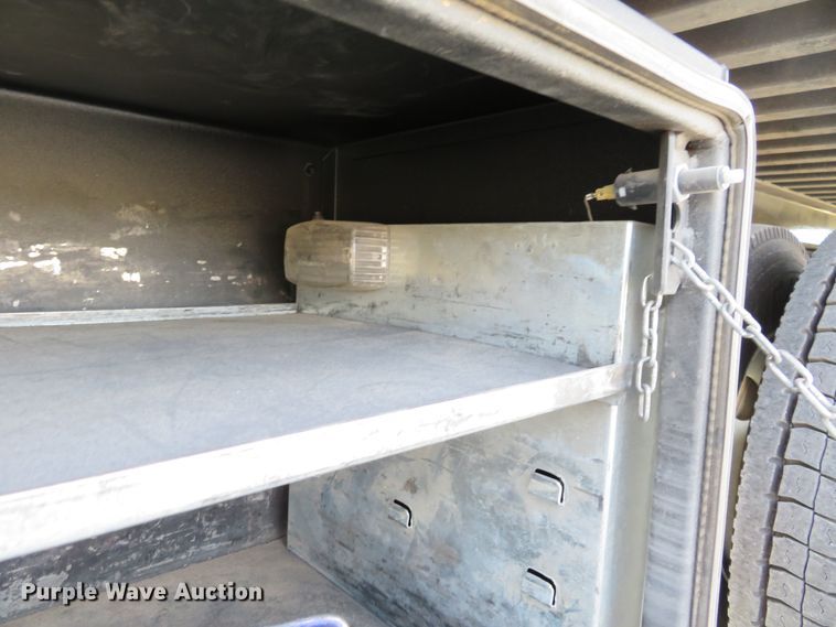 image for item DI3788 2012 Freightliner Business Class M2  rollback truck