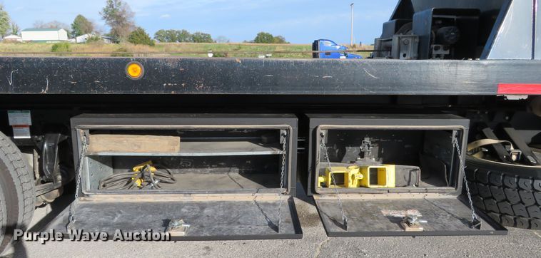 image for item DI3788 2012 Freightliner Business Class M2  rollback truck