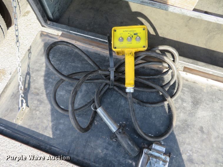 image for item DI3788 2012 Freightliner Business Class M2  rollback truck