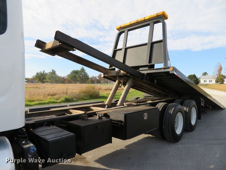 image for item DI3788 2012 Freightliner Business Class M2  rollback truck