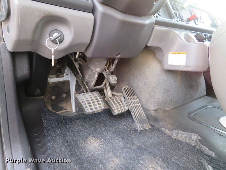 image for item DI3788 2012 Freightliner Business Class M2  rollback truck