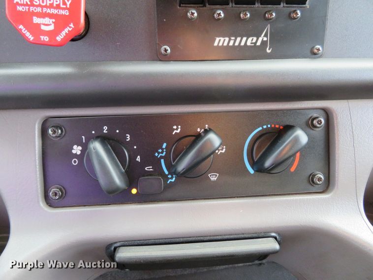 image for item DI3788 2012 Freightliner Business Class M2  rollback truck