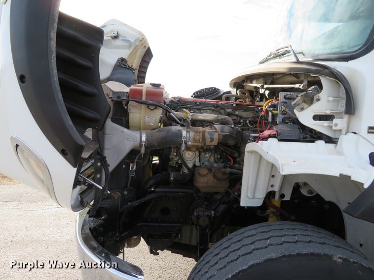 image for item DI3788 2012 Freightliner Business Class M2  rollback truck