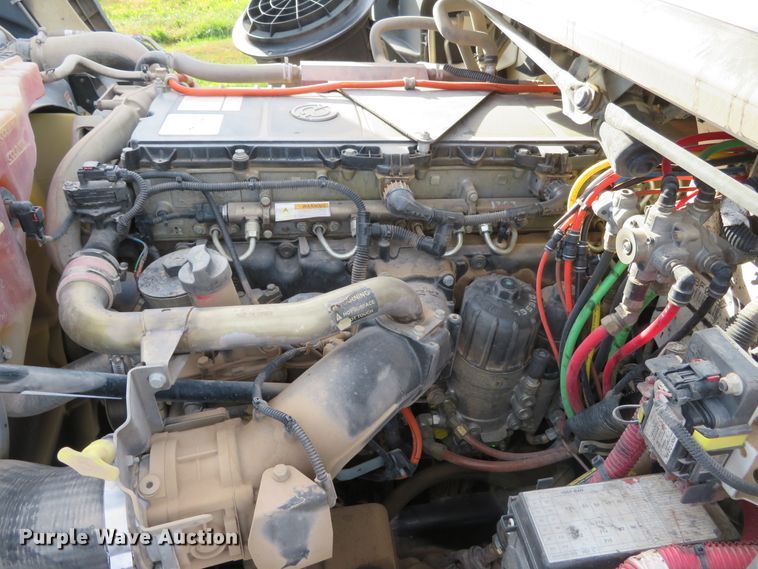 image for item DI3788 2012 Freightliner Business Class M2  rollback truck