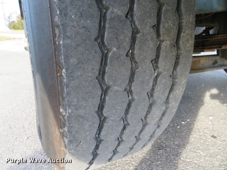 image for item DI3788 2012 Freightliner Business Class M2  rollback truck