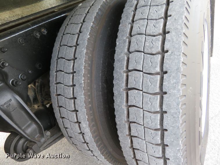 image for item DI3788 2012 Freightliner Business Class M2  rollback truck