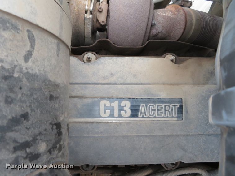 image for item DI3806 2007 Kenworth T800  semi truck