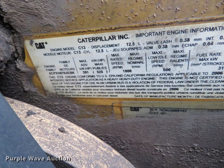 image for item DI3806 2007 Kenworth T800  semi truck