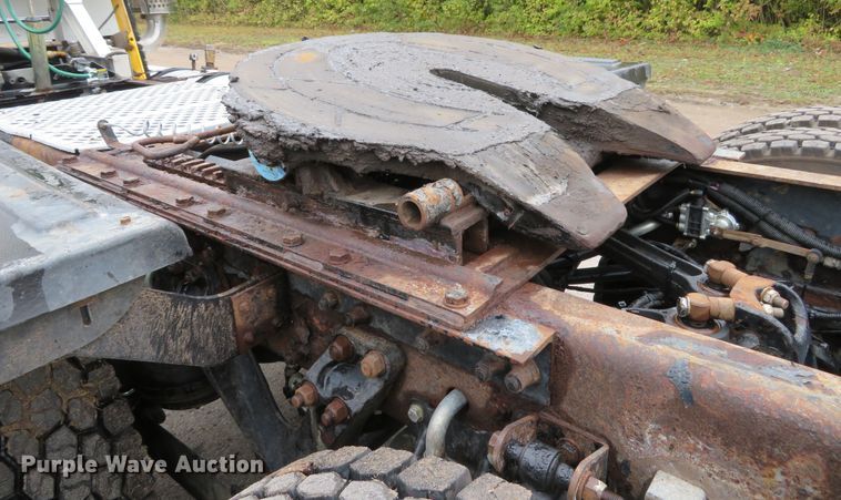 image for item DI3806 2007 Kenworth T800  semi truck