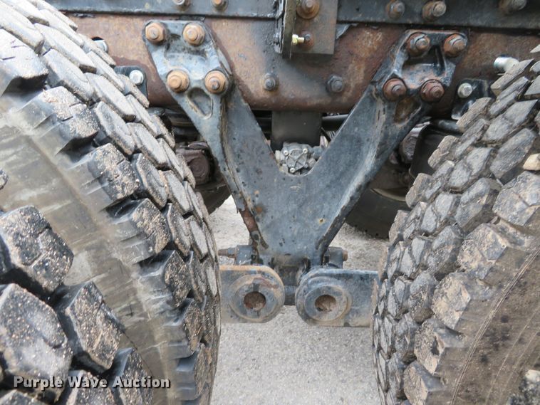 image for item DI3806 2007 Kenworth T800  semi truck