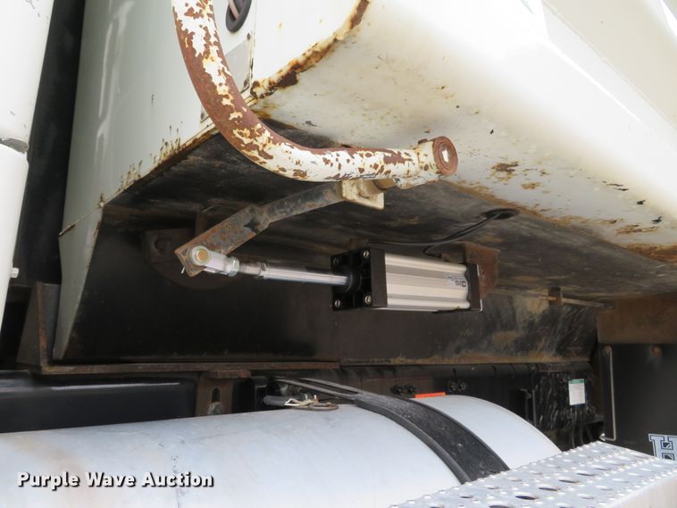 image for item DI3808 2007 Sterling LT8500  dump truck