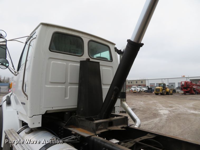 image for item DI3808 2007 Sterling LT8500  dump truck