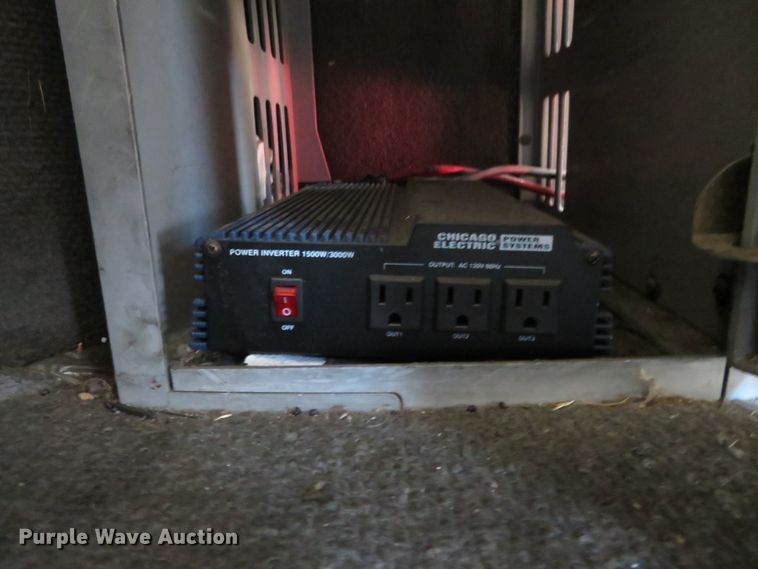 image for item DI3826 2005 Volvo VN  semi truck