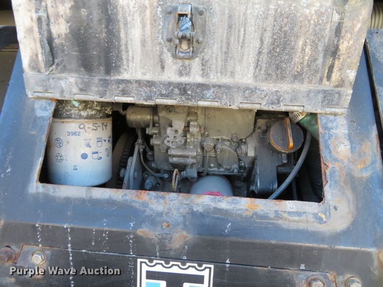 image for item DI3826 2005 Volvo VN  semi truck