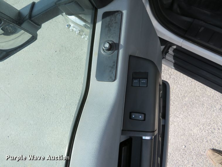 image for item DI3837 2015 Ford F550 Super Duty XL  refrigerated truck