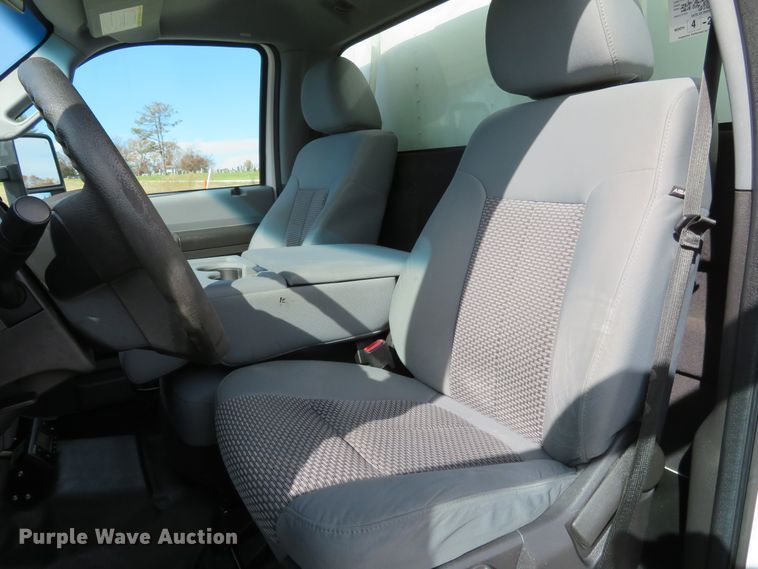 image for item DI3837 2015 Ford F550 Super Duty XL  refrigerated truck