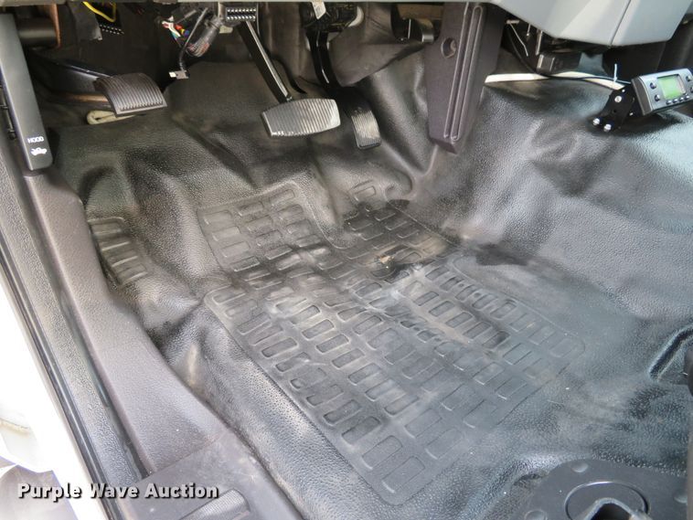 image for item DI3837 2015 Ford F550 Super Duty XL  refrigerated truck