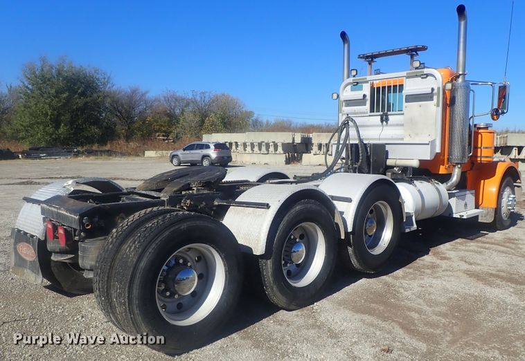 image for item DI7291 2006 Peterbilt 357  semi truck