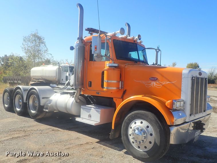 image for item DI7291 2006 Peterbilt 357  semi truck