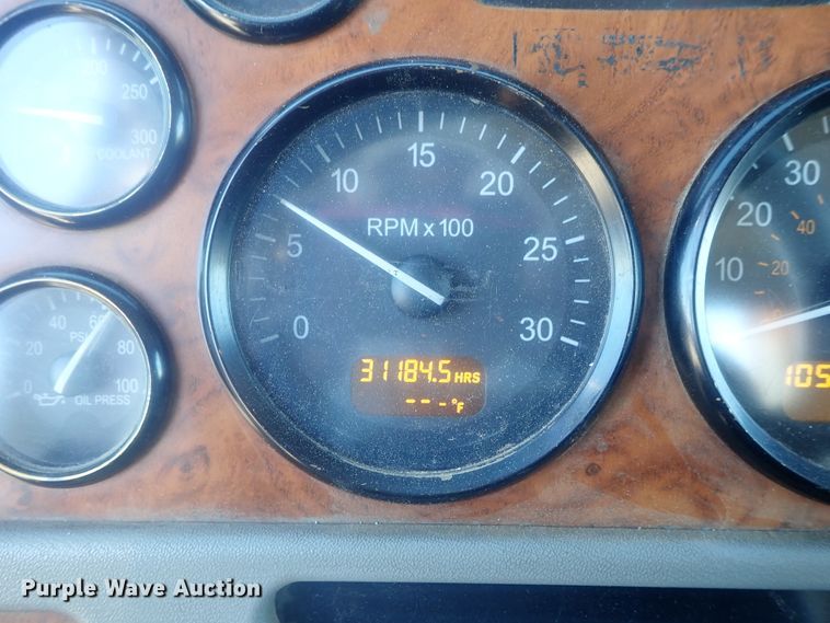 image for item DI7291 2006 Peterbilt 357  semi truck