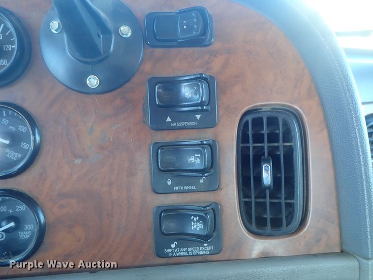 image for item DI7291 2006 Peterbilt 357  semi truck