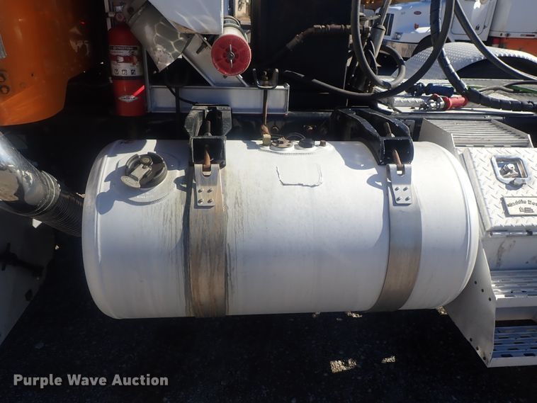 image for item DI7291 2006 Peterbilt 357  semi truck