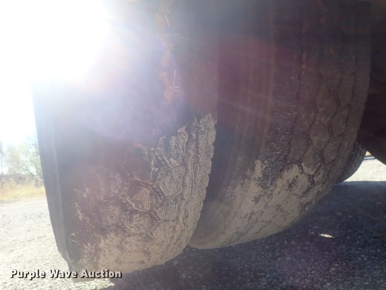 image for item DI7291 2006 Peterbilt 357  semi truck