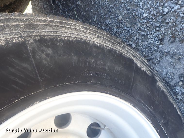 image for item DI7291 2006 Peterbilt 357  semi truck