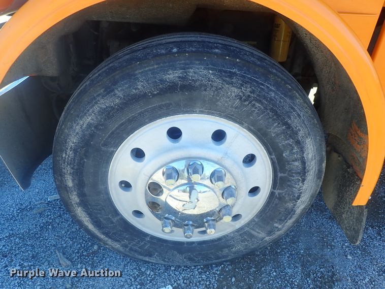 image for item DI7291 2006 Peterbilt 357  semi truck