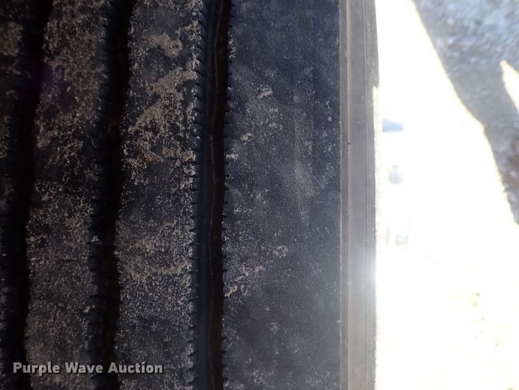 image for item DI7291 2006 Peterbilt 357  semi truck