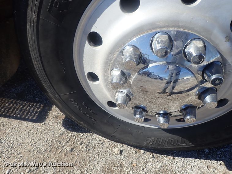 image for item DI7291 2006 Peterbilt 357  semi truck