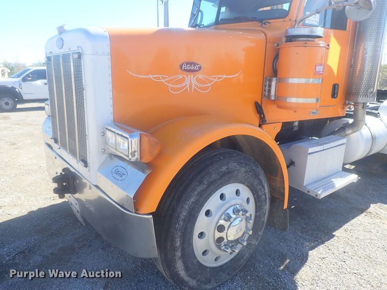 image for item DI7291 2006 Peterbilt 357  semi truck