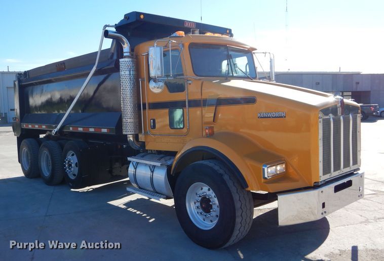 image for item DI8360 2007 Kenworth T800  dump truck