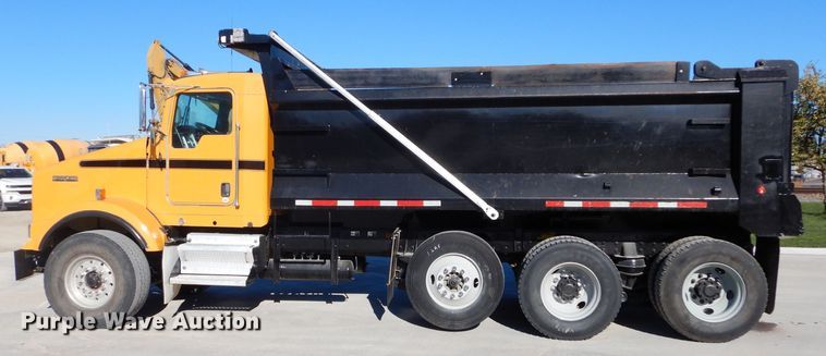 image for item DI8360 2007 Kenworth T800  dump truck