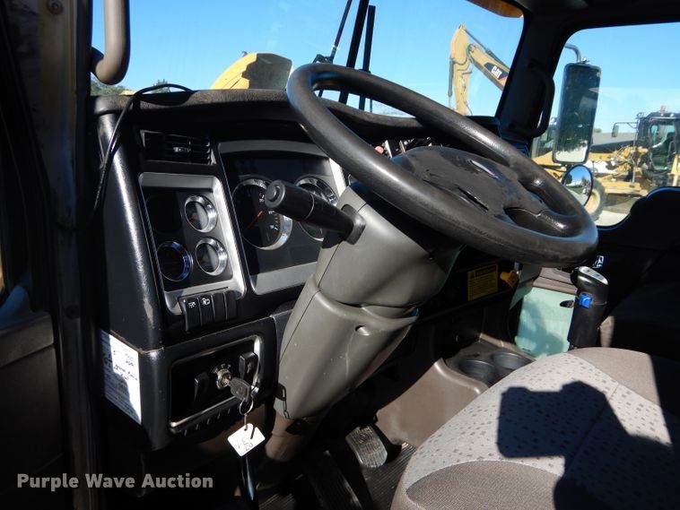 image for item DI8360 2007 Kenworth T800  dump truck